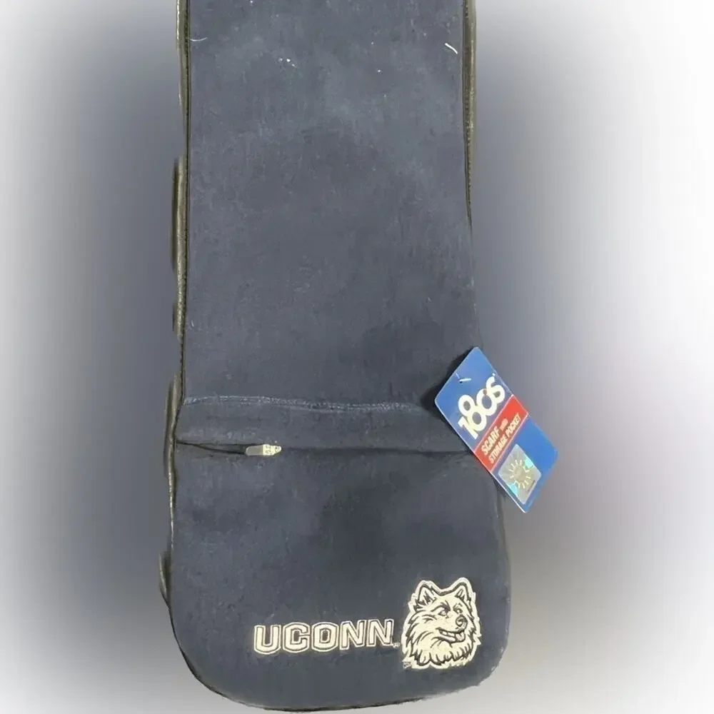 UCONN SCARF WITH STORAGE POCKET NWT